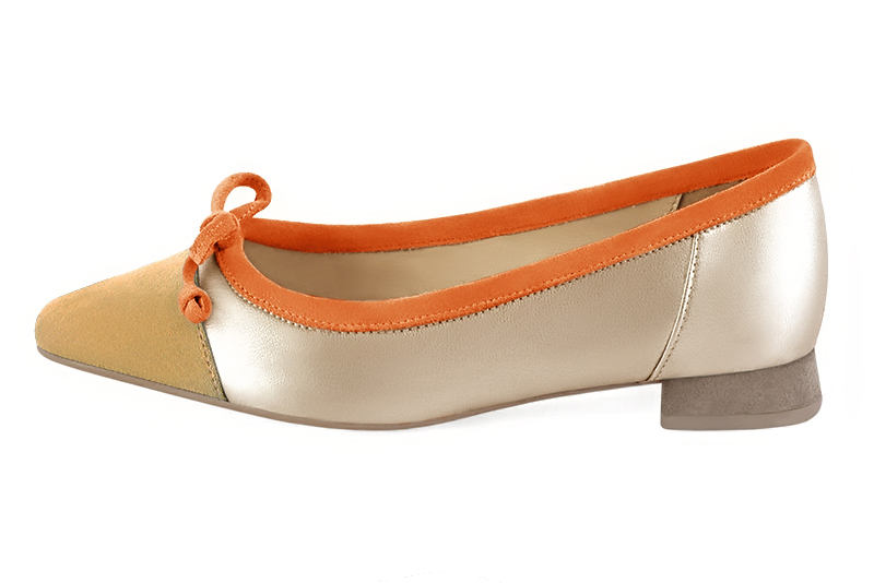 Mustard yellow, gold and apricot orange women's ballet pumps, with low heels. Square toe. Flat flare heels. Profile view - Florence KOOIJMAN